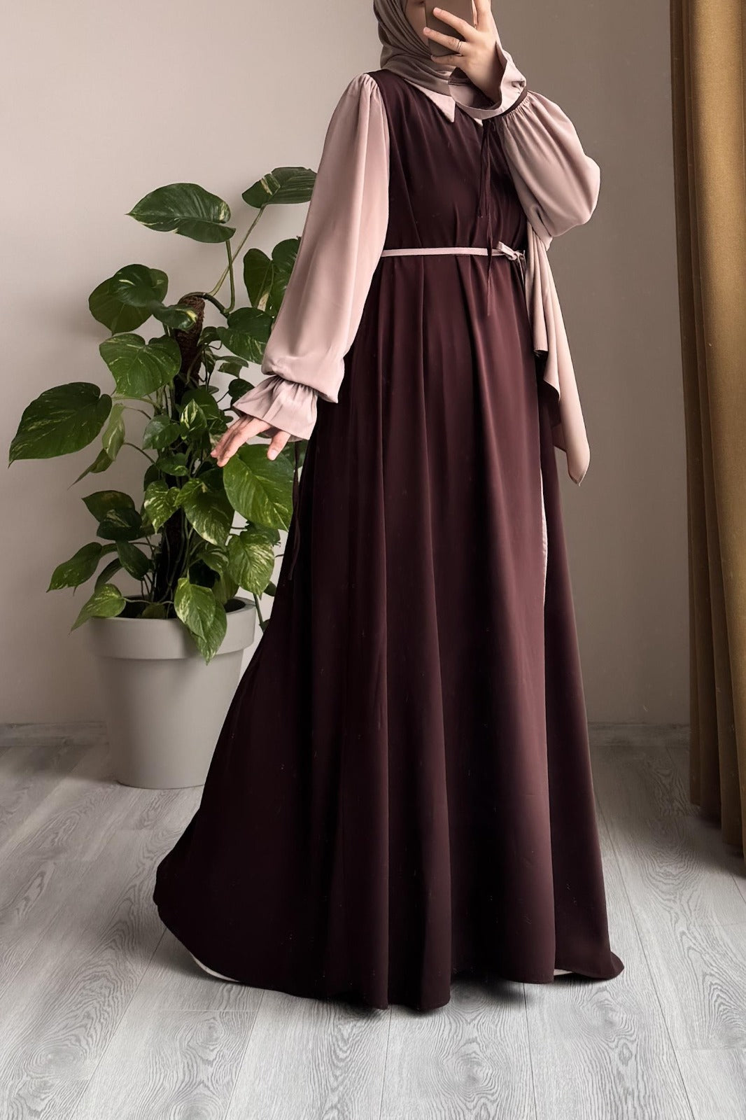 Women's Aurelia Abaya With Stoller